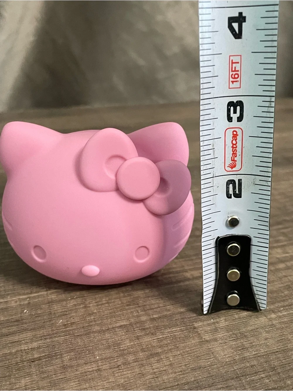 Sanrio Hello Kitty Pink Silicone Make Up Blending Sponge Case